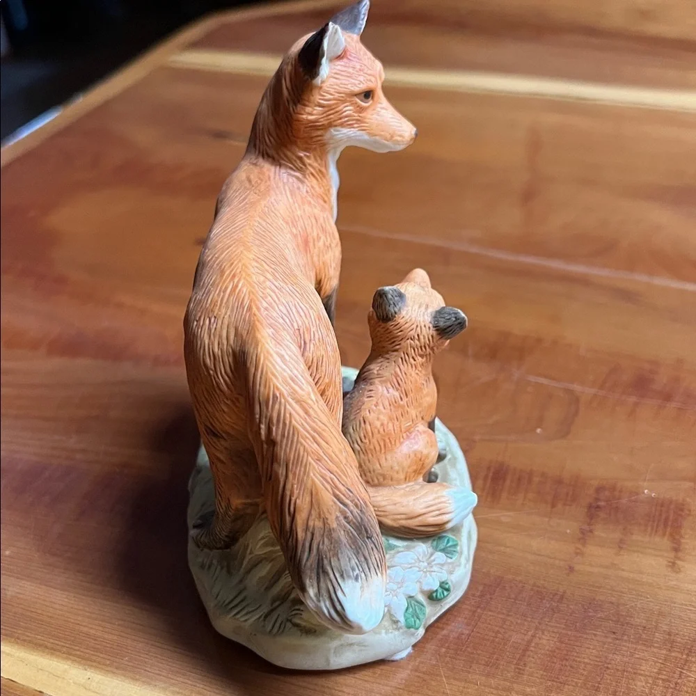 Vintage Homco Fox and Kit Figurine in Brown and White